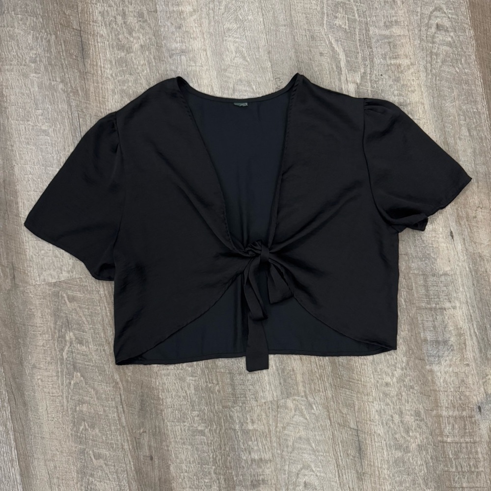Whimsigoth Satin Tie Front Crop Blouse Goth Romantic Sz Large